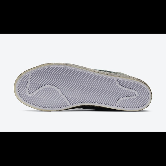 Nike SB Zoom Blazer Mid Premium Faded Black - Picture 7 of 8